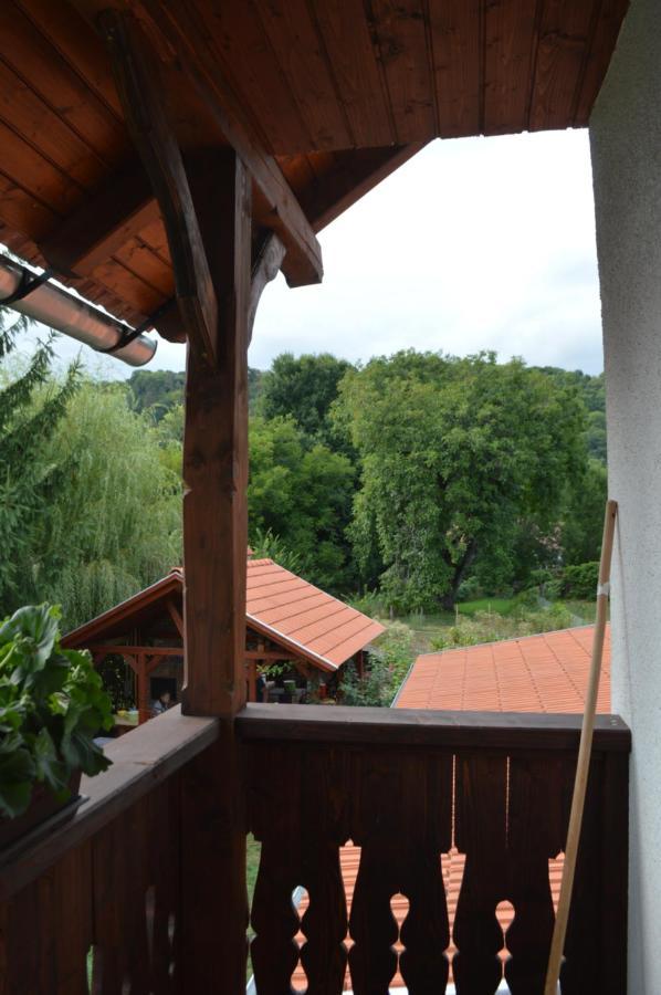 Havasi Gyopar Bed and Breakfast Praid Exteriör bild